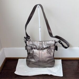 Elegant Coach Silver Shoulder / Crossbody Bag